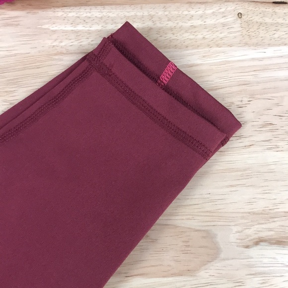 Ideology Women's Colorblock 7/8 Leggings - Picture 2 of 5